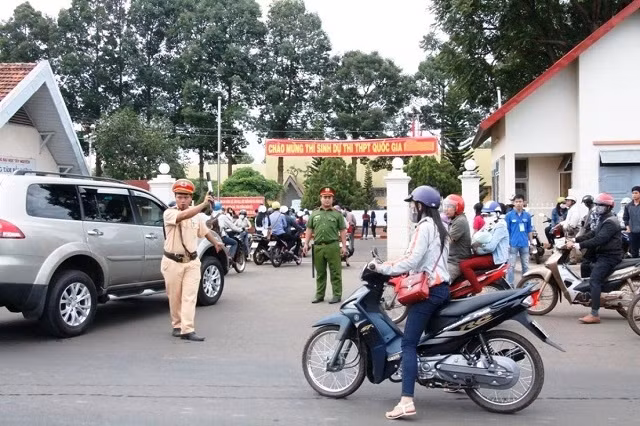 Bảo đảm giao thông thông suốt, an toàn kỳ thi THPT quốc gia
