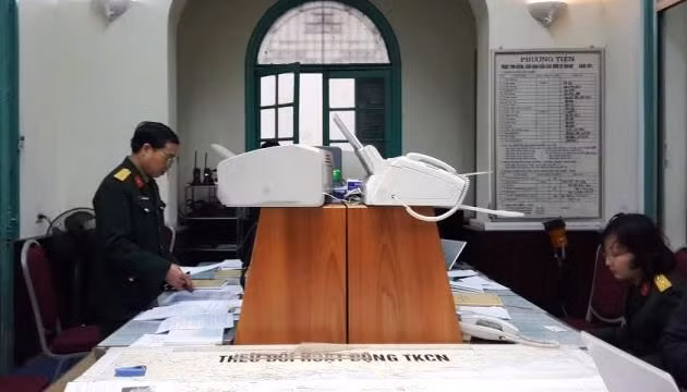 Việc tìm kiếm máy bay mất tích vẫn đang được tiếp tục.