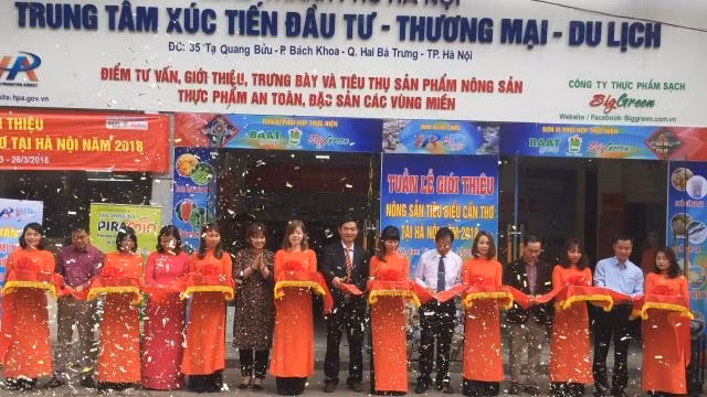 Khai mạc Tuần lễ giới thiệu nông sản tiêu biểu Cần Thơ tại Hà Nội.