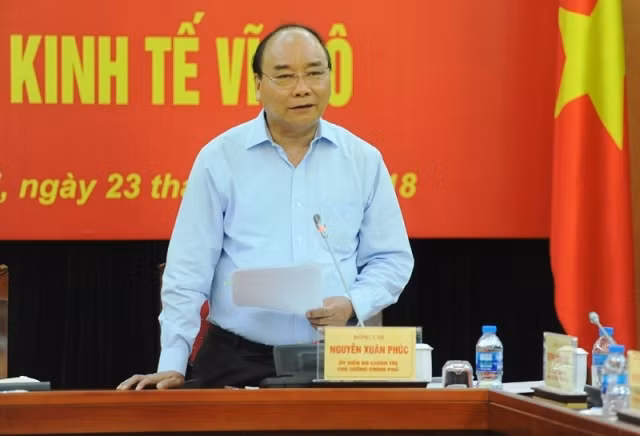Thủ tướng Nguyễn Xuân Phúc phát biểu tại buổi làm việc với lãnh đạo Ban Kinh tế T.Ư.
