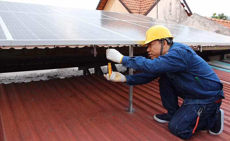 Hệ thống điện mặt trời áp mái được lắp đặt tại Trường giáo dục chuyên biệt Thảo Điền.