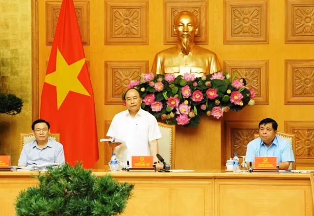Thủ tướng Nguyễn Xuân Phúc chủ trì phiên họp Ban Chỉ đạo quốc gia về cơ cấu lại nền kinh tế, đổi mới mô hình tăng trưởng.