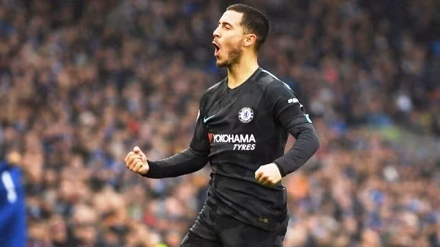 E. Hazard lập cú đúp trong chiến thắng 4-0 của Chelsea.
