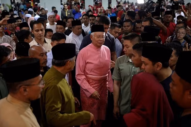 Malaysia cấm cựu Thủ tướng Najib xuất cảnh