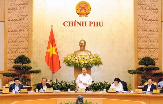 Thủ tướng chỉ đạo các giải pháp tăng trưởng kinh tế và khắc phục vấn đề xã hội nổi cộm