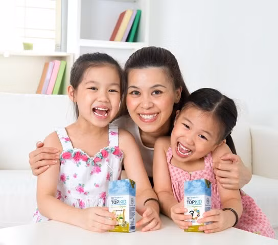 Sữa tươi công thức: Ba lợi ích cho trẻ phát triển toàn diện