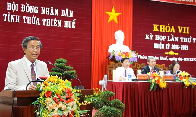 Công bố kết quả lấy phiếu tín nhiệm 26 chức danh do HĐND tỉnh bầu.
