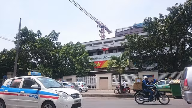 Các hãng taxi truyền thống cần thay đổi cách thức kinh doanh để giành lại thị phần.
