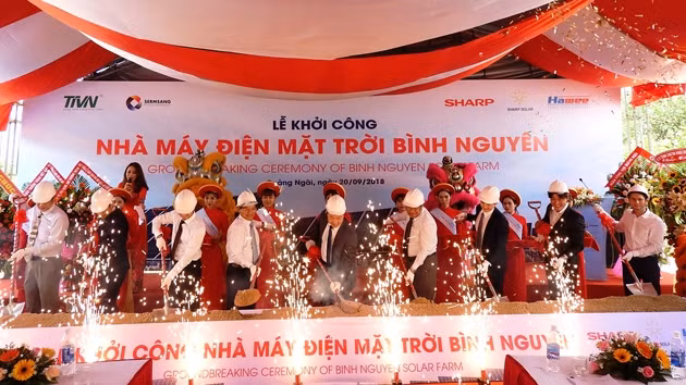 Khởi công xây dựng nhà máy điện mặt trời Bình Nguyên, tỉnh Quảng Ngãi.
