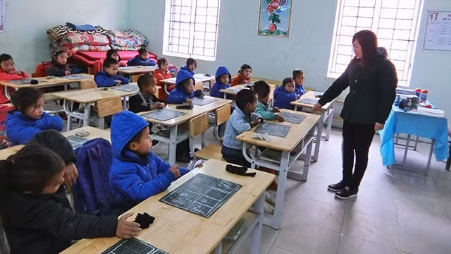 Lớp 1 điểm chính Trường PT dân tộc bán trú tiểu học và trung học Lao Chải.