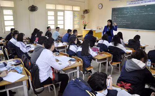 Giờ học môn Lịch sử của học sinh Trường THPT Việt Đức (Hà Nội)