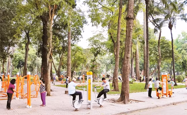 Công viên Tao Đàn (quận 1), một trong những "lá phổi xanh" của thành phố.