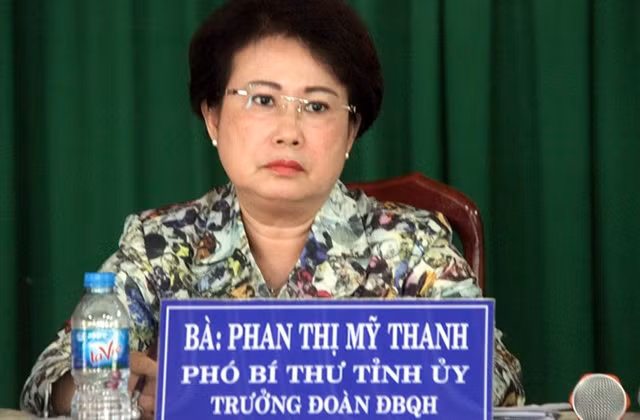 Ban Bí thư quyết định thi hành kỷ luật bà Phan Thị Mỹ Thanh bằng hình thức cách chức tất cả các chức vụ trong Ðảng; đề nghị Ðảng đoàn Quốc hội chỉ đạo thực hiện các quy trình, thủ tục xem xét bãi nhiệ