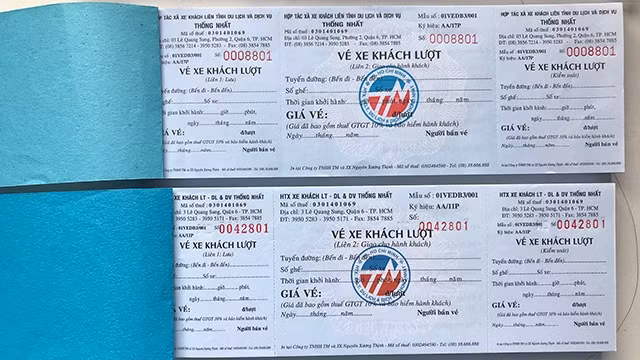 Hai loại vé được HTX Thống Nhất sử dụng song song giữa thật - giả.
