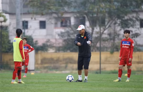 Thầy trò HLV Mai Đức Chung sẽ có ba tháng chuẩn bị cho vòng chung kết Asian Cup nữ 2018.