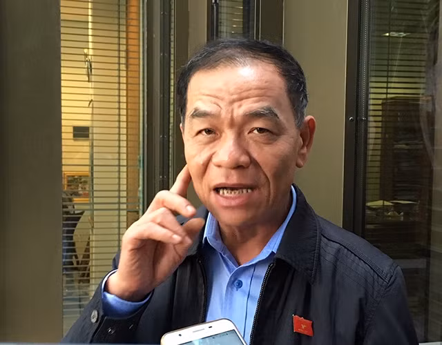 Mấu chốt là công tác cán bộ