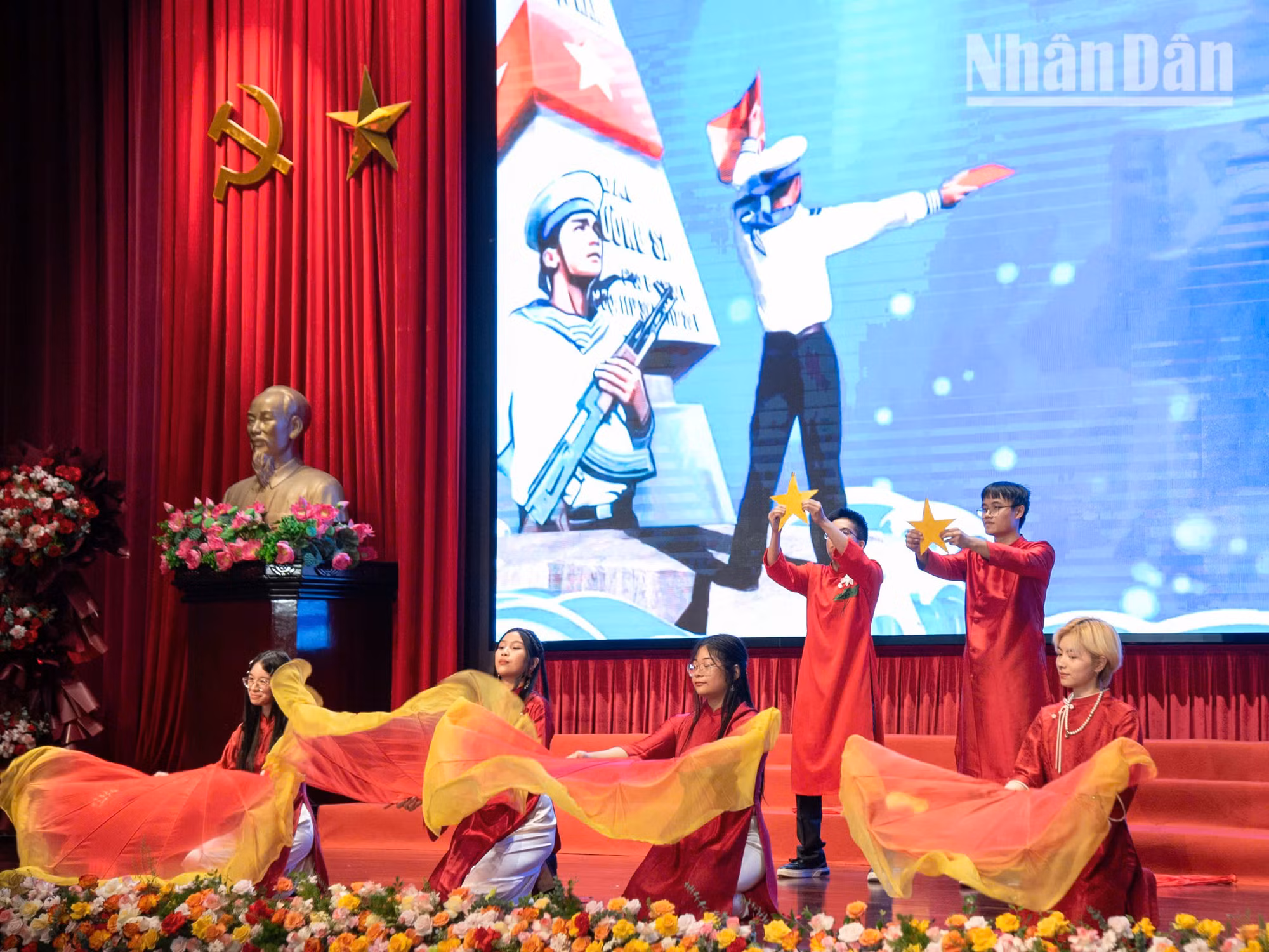 thanh-nien-kieu-bao-minh-duy-24.jpg