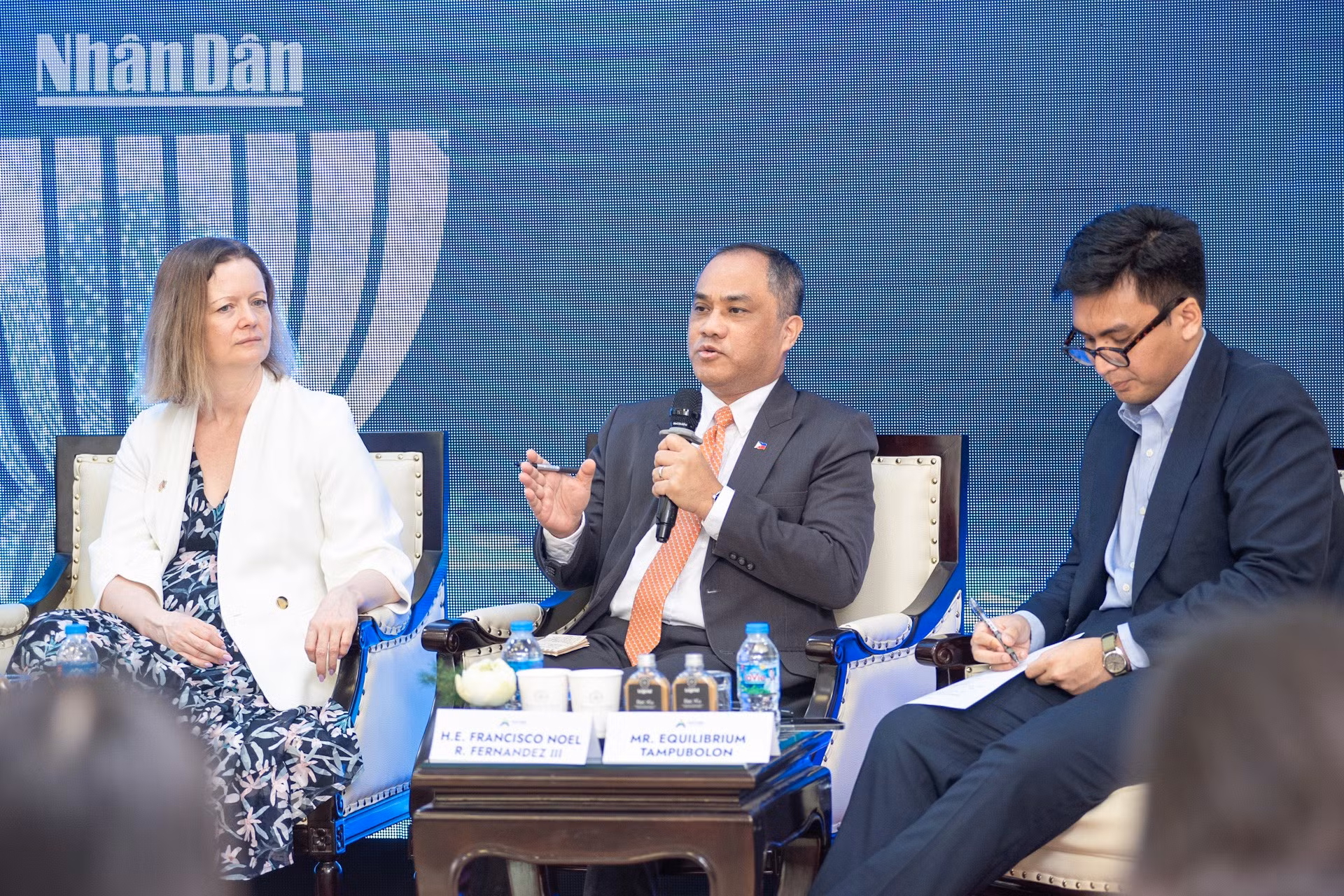 thanh-nien-asean-minh-duy-2.jpg