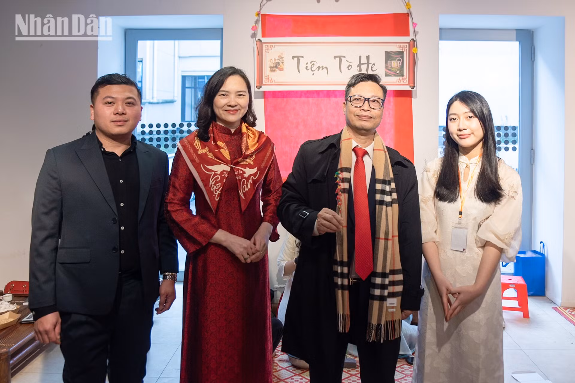 cho-xuan-ttvh-uevp-minh-duy-1.jpg