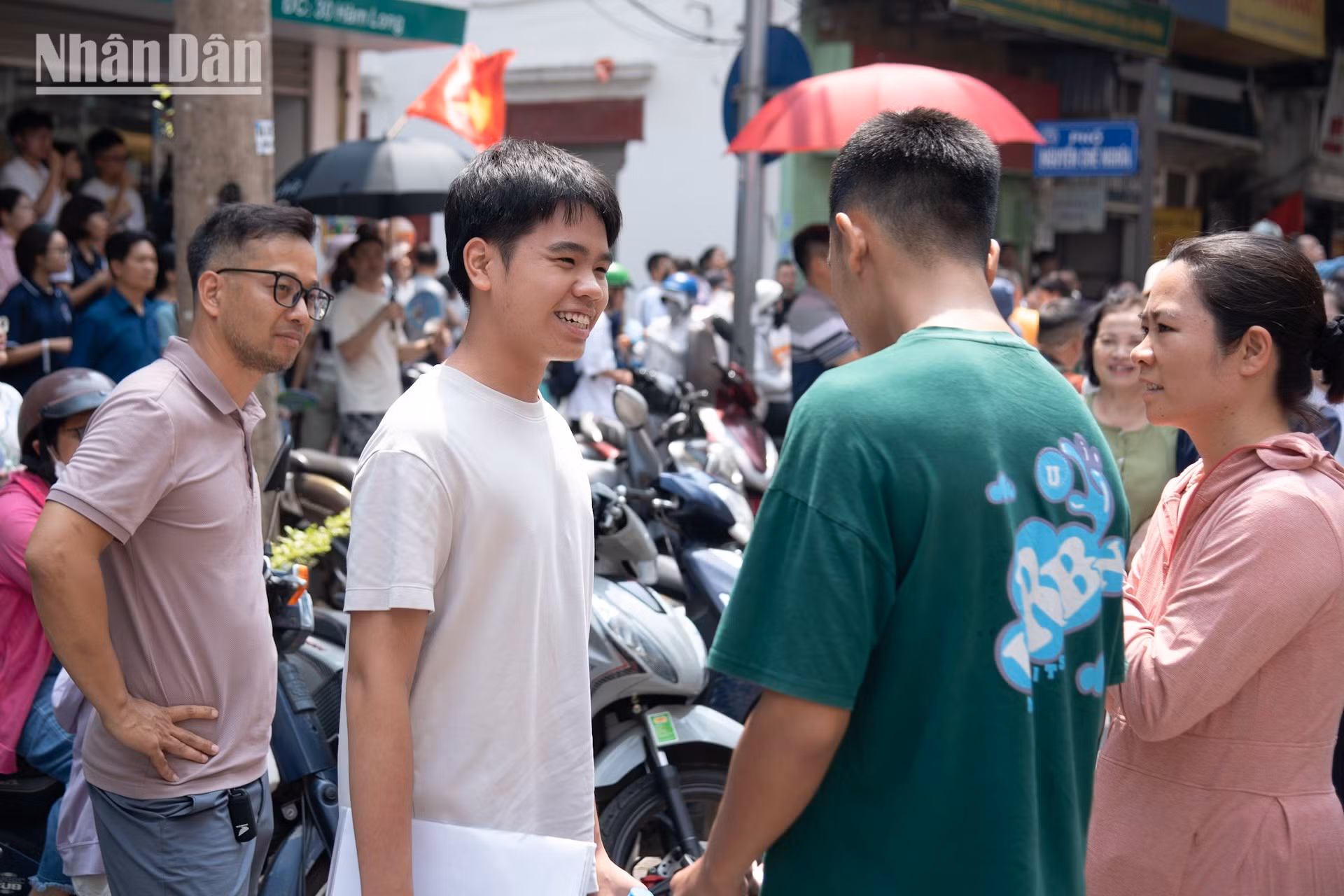 thi-lop-10-ngay-3-minh-duy-16.jpg