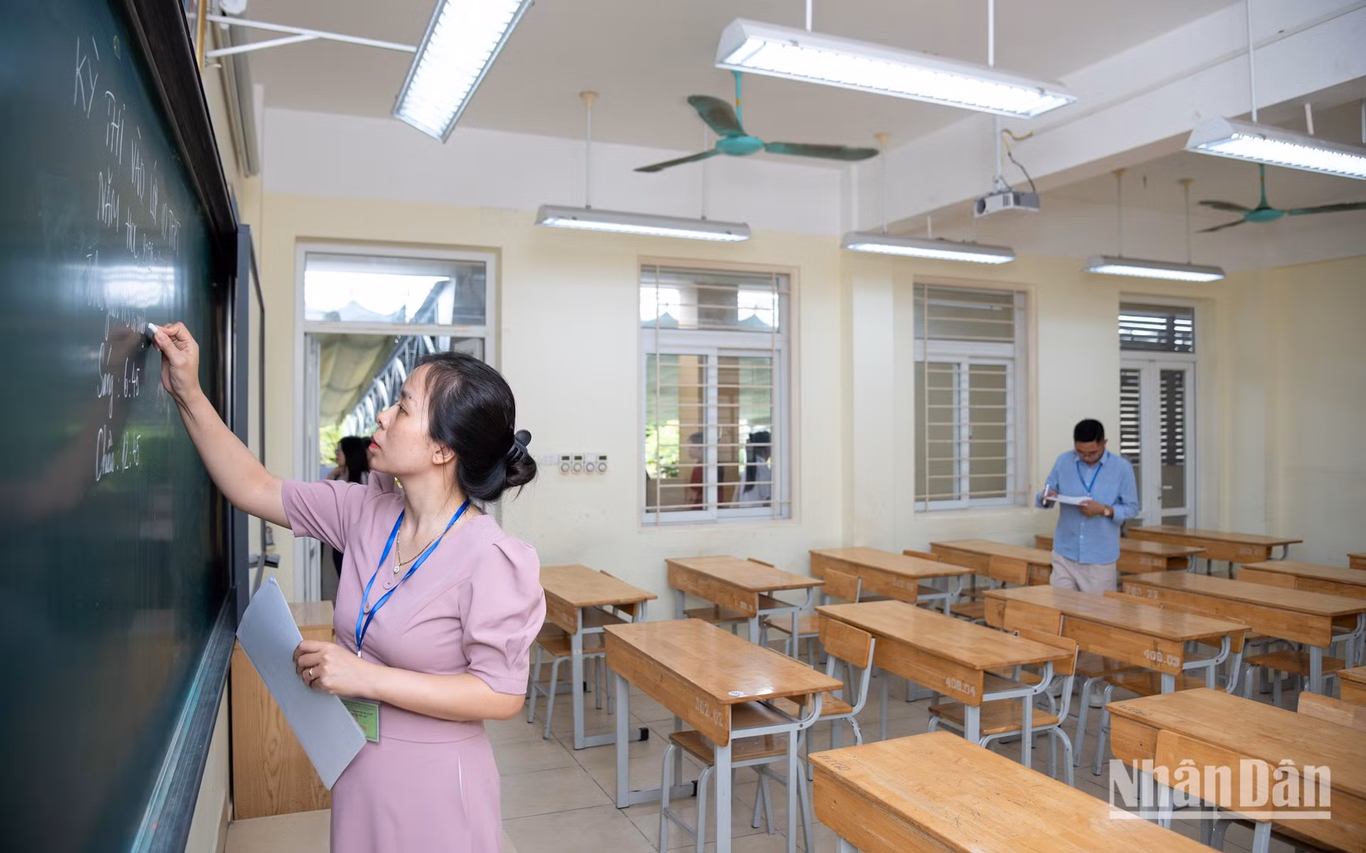 ngay-1-thi-lop-10-minh-duy-8.jpg