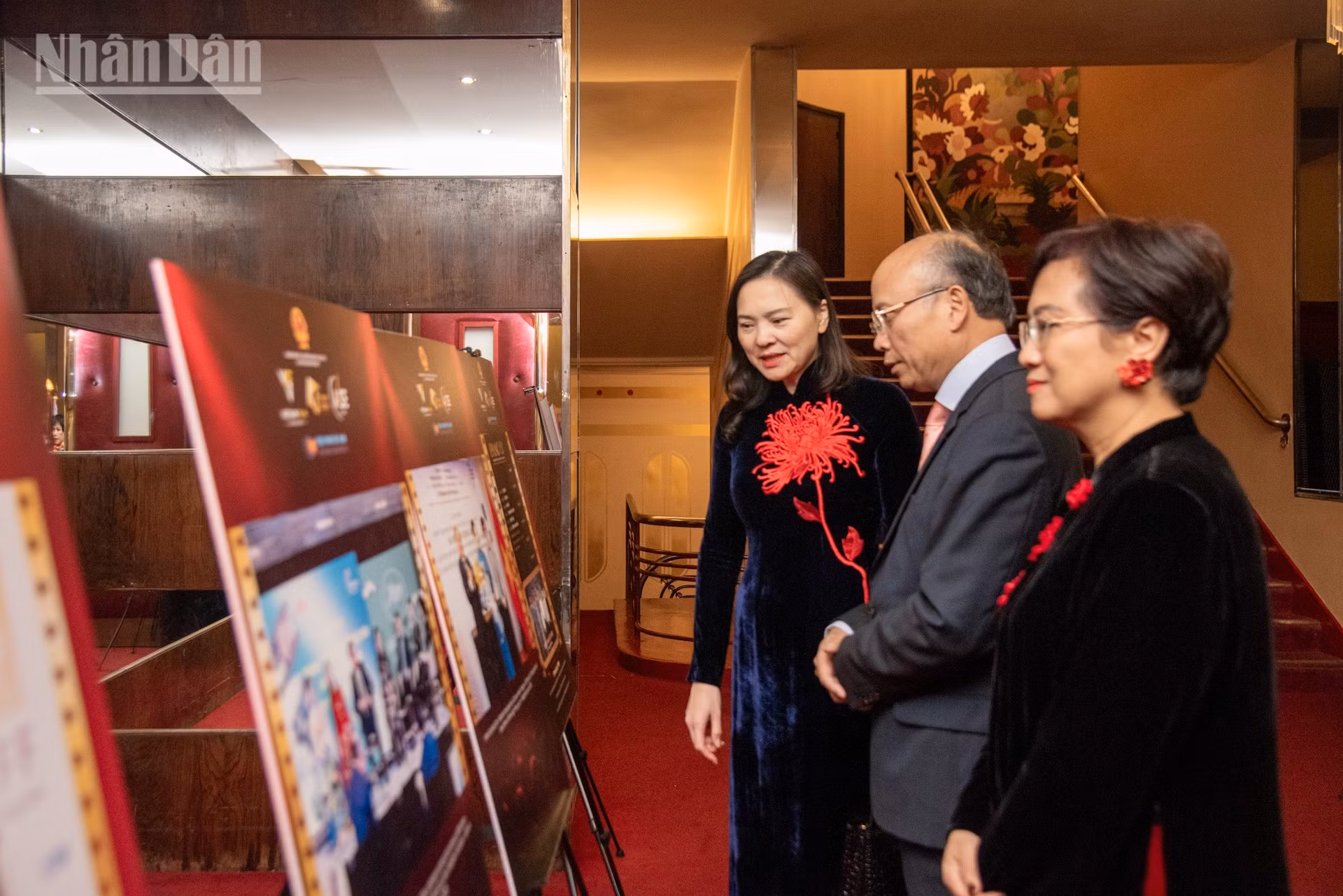khai-mac-tuan-dien-anh-vn-duy-2.jpg
