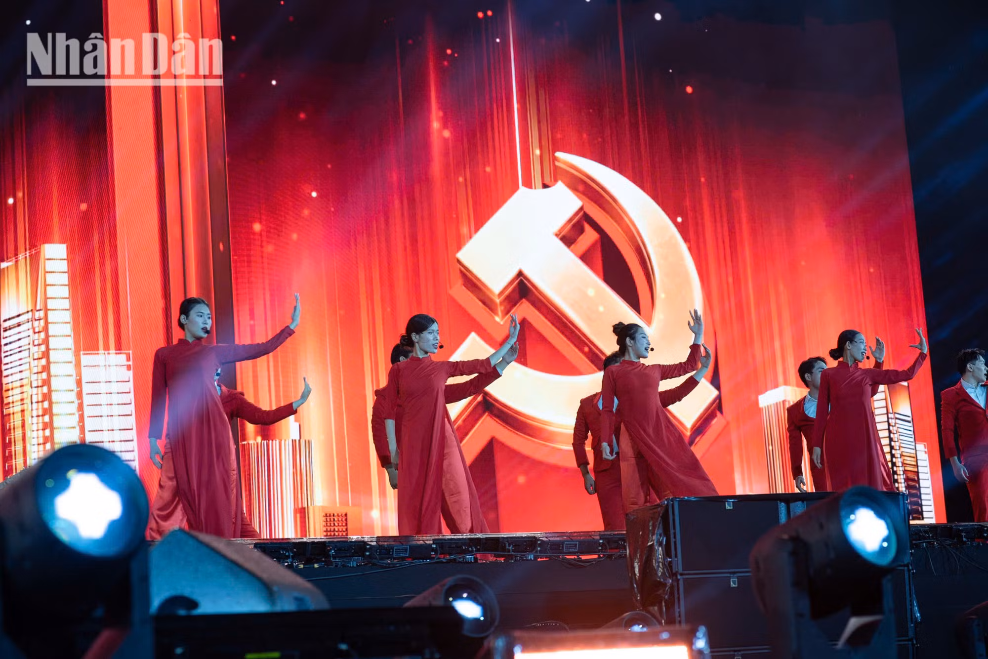 to-quoc-trong-tim-minhi-duy-2.jpg
