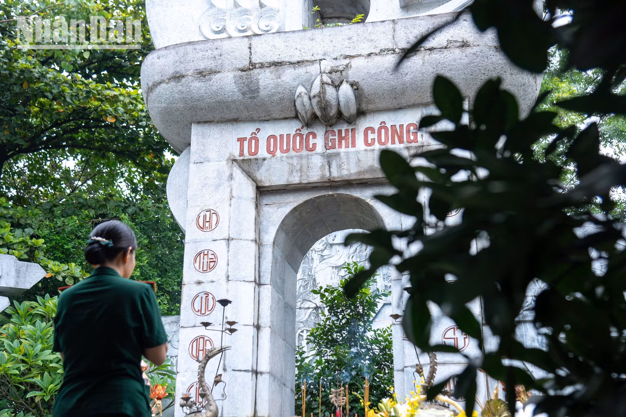bao-tang-duong-ho-chi-minh-minh-duy-38.jpg