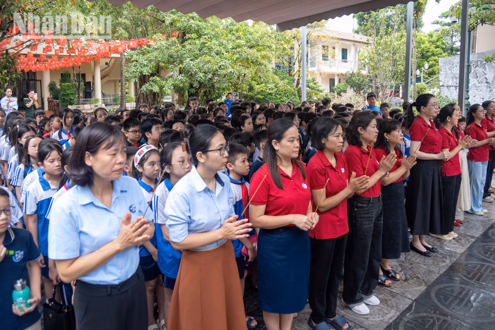 bao-tang-duong-ho-chi-minh-minh-duy-32.jpg