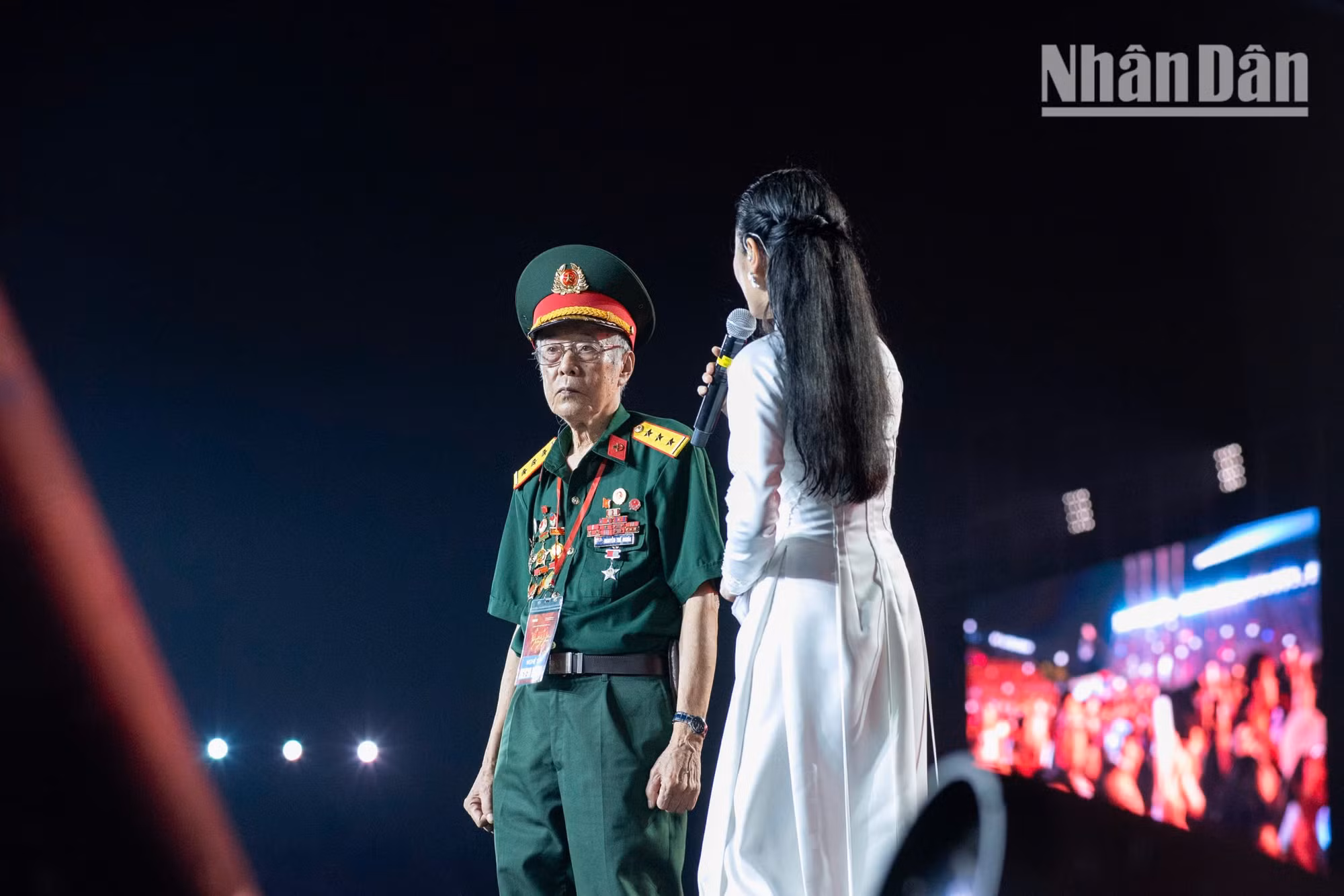 nuoc-mat-ng-tre-minh-duy-12.jpg
