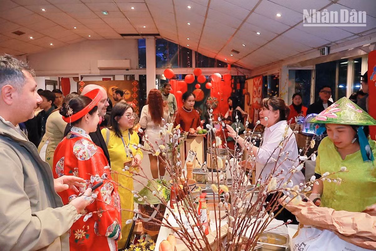 tet-viet-nice-10.jpg