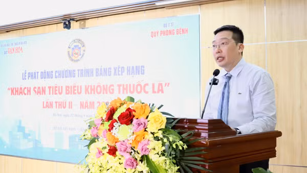 Tổng Biên tập Báo Văn hóa Nguyễn Anh Vũ, Trưởng Ban tổ chức phát biểu tại lễ phát động. (Ảnh: Q.H)