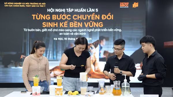 Hội nghị tập huấn chuyển đổi sinh kế bền vững lần thứ 5 dành cho các hộ kinh doanh thịt chó, mèo. (Ảnh: BTC cung cấp)