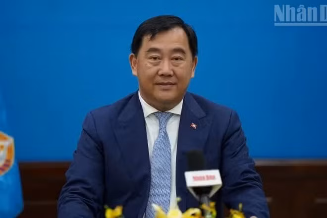 Người phát ngôn, Ủy viên Trung ương Đảng, Phó Trưởng Ban thứ nhất Ban Đối ngoại Trung ương CPP, Chủ nhiệm Ủy ban Đối ngoại, Hợp tác quốc tế và Thông tin Quốc hội Campuchia Sous Yara. (Ảnh: ĐINH TRƯỜNG)