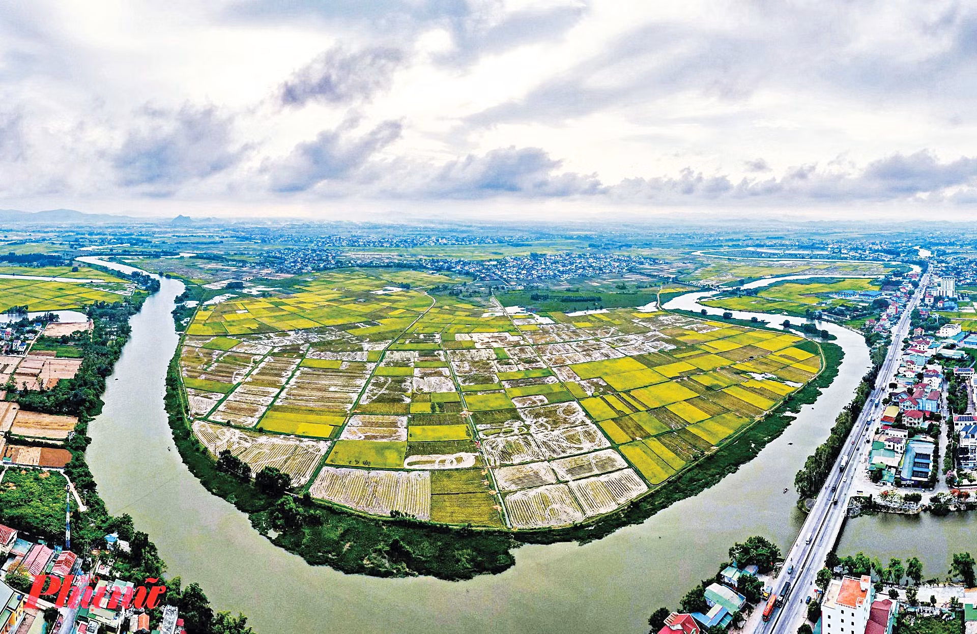 Kênh nhà Lê đoạn qua tỉnh Nghệ An có chiều dài 128 km.