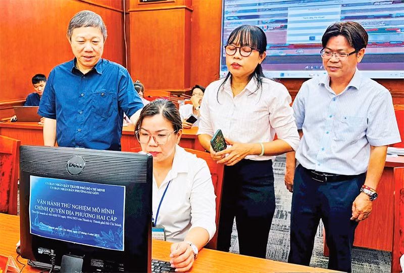 Thành phố Hồ Chí Minh vận hành thử nghiệm chính quyền địa phương hai cấp bảo đảm sẵn sàng cho vận hành các nền tảng dùng chung từ 1/7/2025.