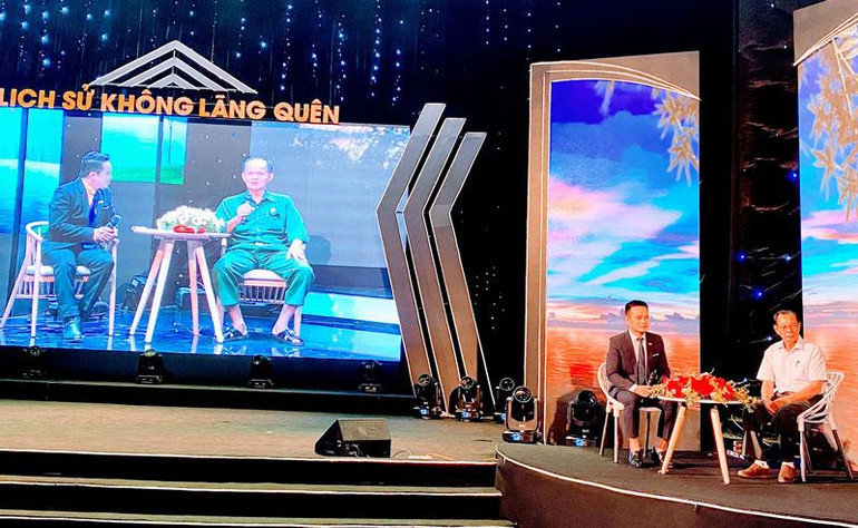 Các nhân chứng chia sẻ những kỷ niệm lịch sử - những điều không thể lãng quên.