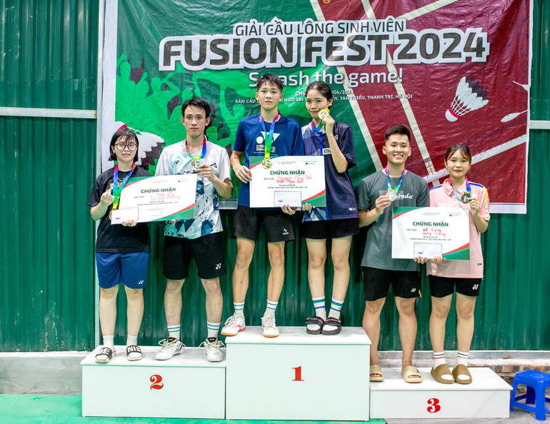 Giải đấu Fusion Fest kết thúc lúc 20 giờ cùng ngày. Bên cạnh phần thưởng dành cho người chiến thắng, giải đấu đã đem lại cho các thí sinh một sân chơi thể thao bổ ích, với cơ hội giao lưu cùng các vận động viên trẻ, cũng như nâng cao sức khỏe qua các trận đấu. Qua đó, Ban tổ chức muốn gửi gắm thông điệp về tầm quan trọng của việc rèn luyện sức khỏe và luyện tập thể thao đối với giới trẻ hiện nay. Giải đấu Fusion Fest kết thúc lúc 20 giờ cùng ngày. Bên cạnh phần thưởng dành cho người chiến thắng, giải đấu đã đem lại cho các thí sinh một sân chơi thể thao bổ ích, với cơ hội giao lưu cùng các vận động viên trẻ, cũng như nâng cao sức khỏe qua các trận đấu. Qua đó, Ban tổ chức muốn gửi gắm thông điệp về tầm quan trọng của việc rèn luyện sức khỏe và luyện tập thể thao đối với giới trẻ hiện nay.