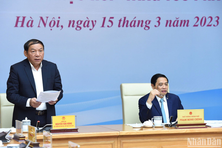 Bộ trưởng Văn hóa, Thể thao và Du lịch Nguyễn Văn Hùng phát biểu.