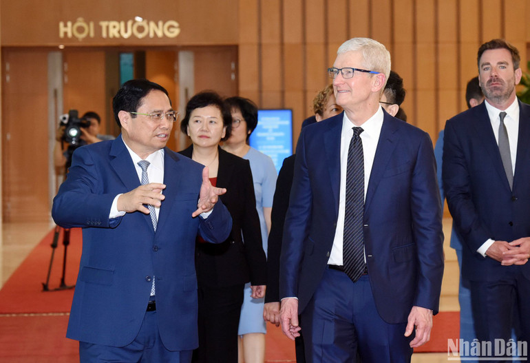 Thủ tướng Phạm Minh Chính tiếp Giám đốc điều hành Tập đoàn Apple Tim Cook.