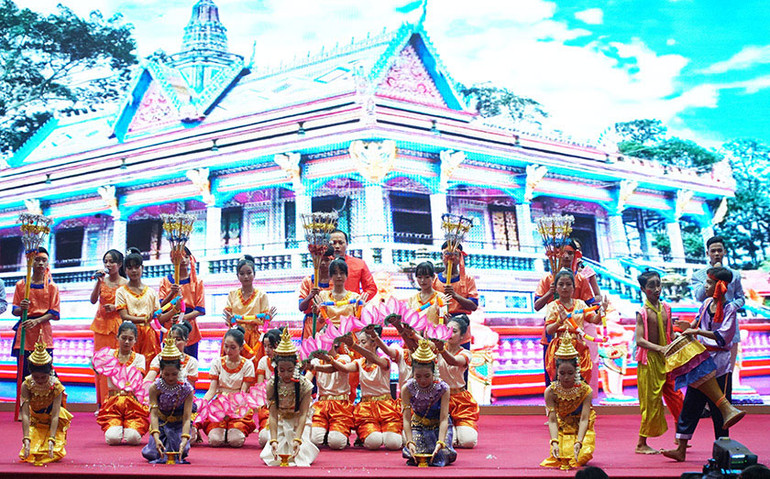 Văn hóa dân tộc Khmer Sóc Trăng đã tạo ra sự khác biệt các hoạt động du lịch ở Sóc Trăng.