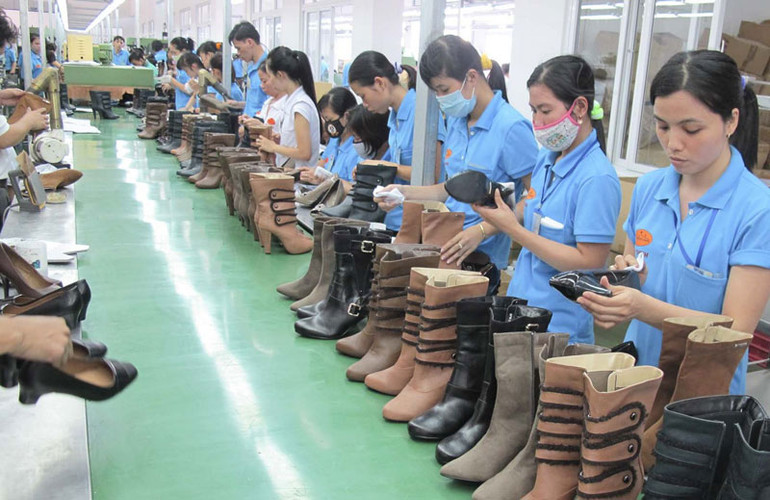 Chủ động đầu tư công nghệ để đáp ứng các yêu cầu của phía bạn hàng.