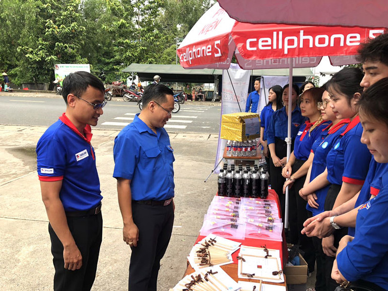 Tỉnh đoàn Đồng Nai bố trí một số điểm tiếp sức mùa thi.