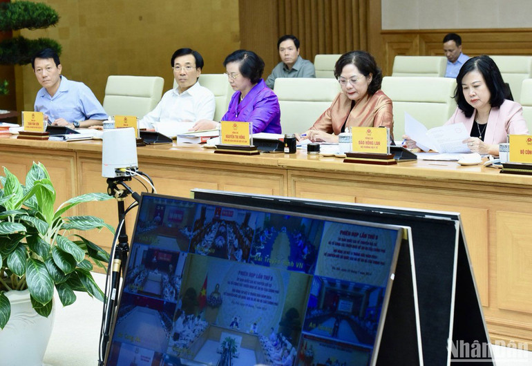 Đại diện lãnh đạo các bộ, ngành Trung ương tham dự Phiên họp.