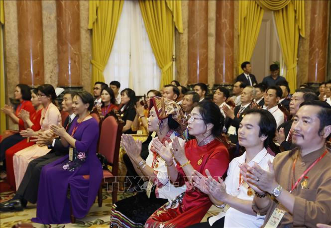 Các đại biểu tham dự buổi gặp mặt. (Ảnh: TTXVN)