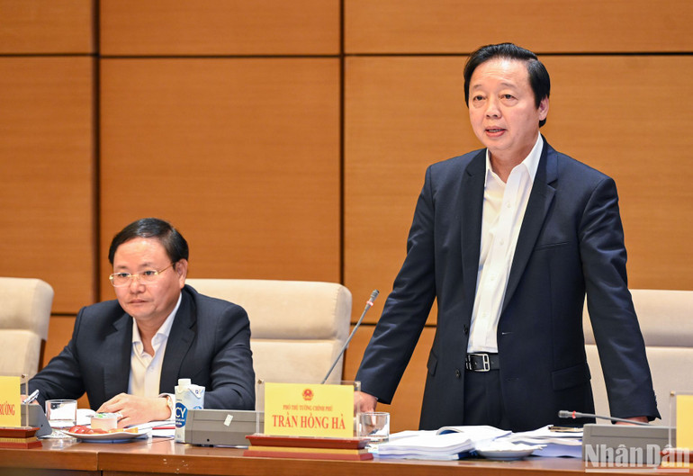 Phó Thủ tướng Trần Hồng Hà phát biểu.