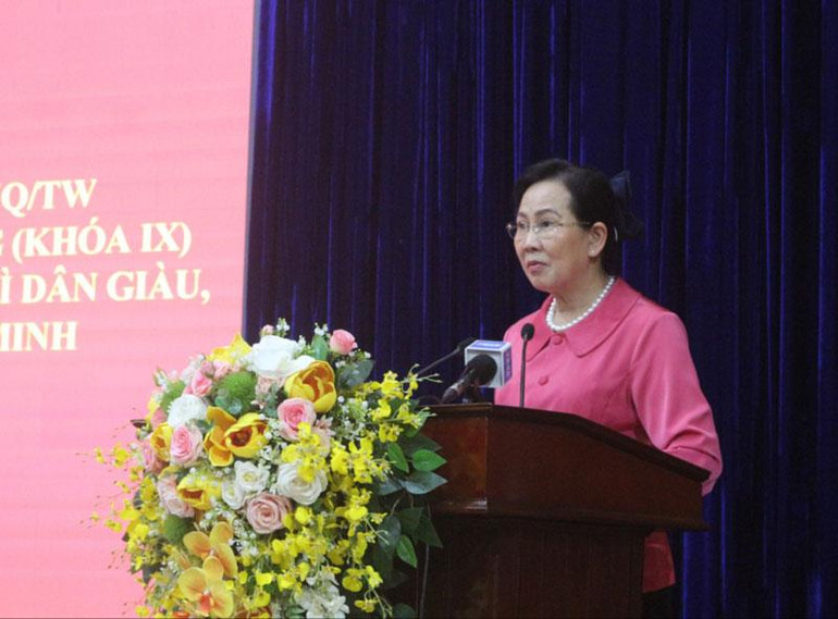 Đồng chí Lê Thị Thủy phát biểu kết luận tại hội nghị.