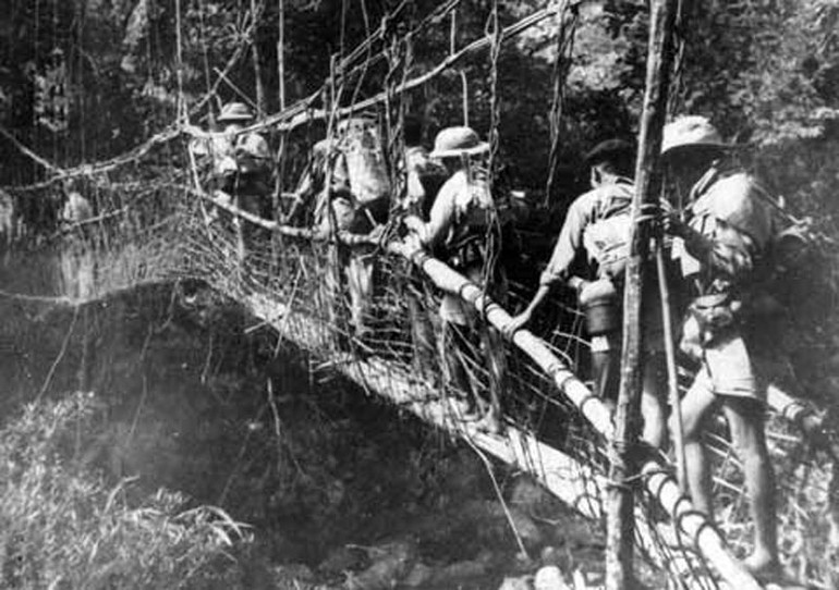 Bộ đội Liên khu 5 hành quân. Bộ đội Liên khu 5 hành quân.