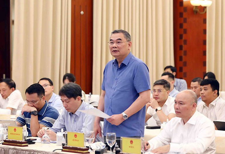 Trung tướng Tô Ân Xô phát biểu tại buổi họp báo Chính phủ thường kỳ.