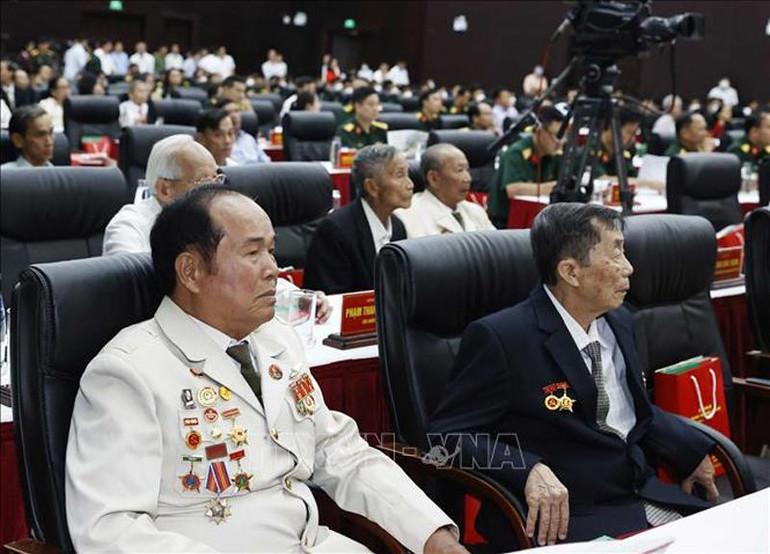 Các đại biểu tham dự hội thảo.